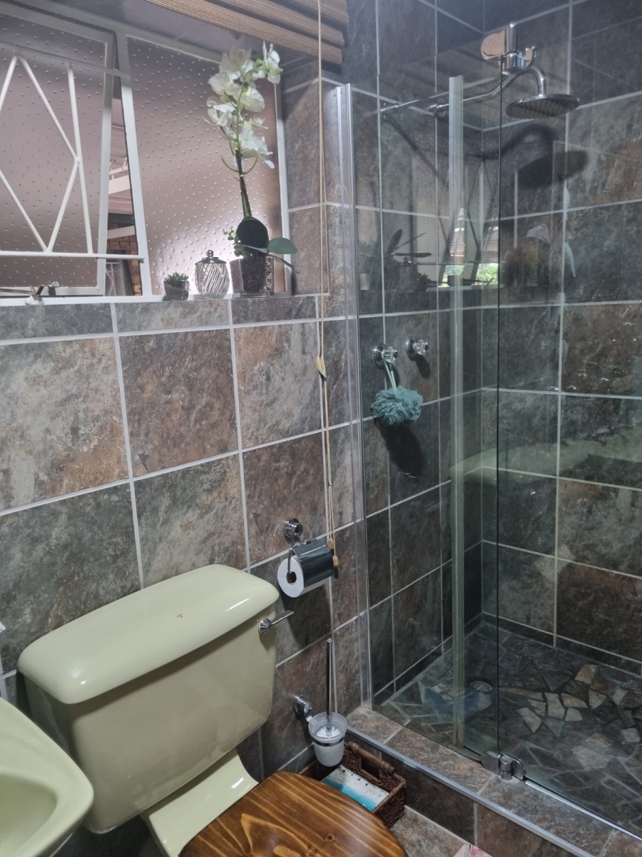 4 Bedroom Property for Sale in Abrahamsrust Free State